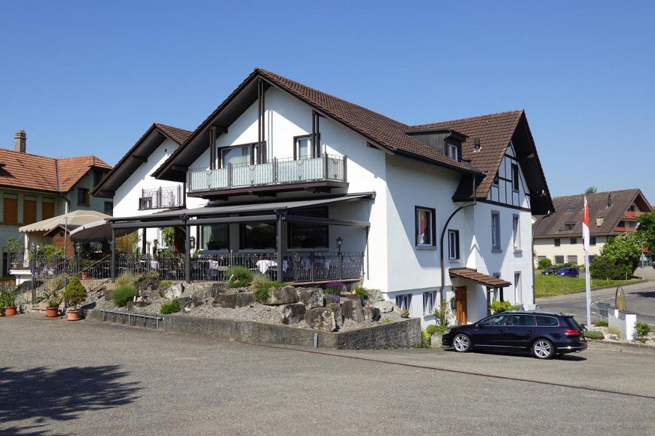 Gasthof Sonne Horriwil Bagian luar foto