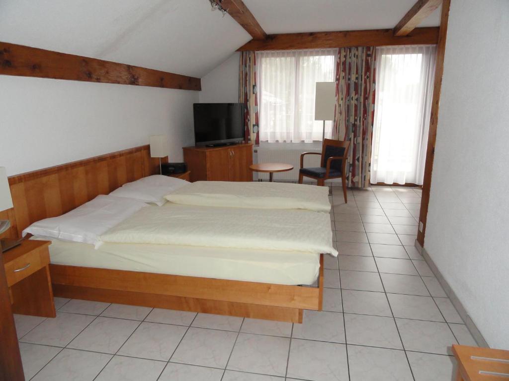 Gasthof Sonne Horriwil Ruang foto